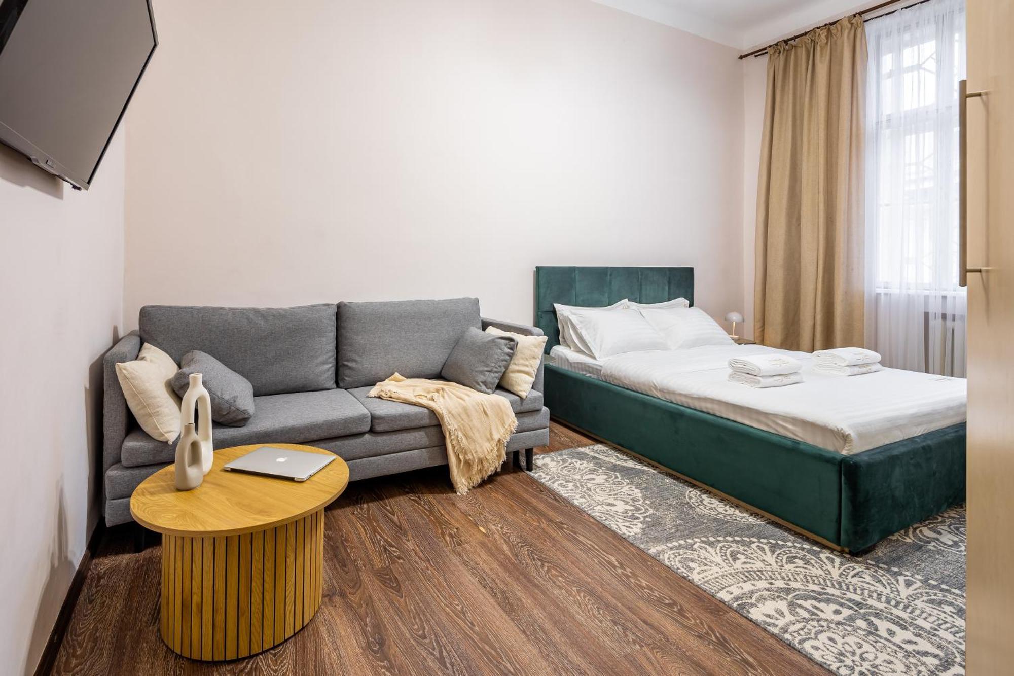 Avangard Green Park Іі Apart Λβιβ Εξωτερικό φωτογραφία
