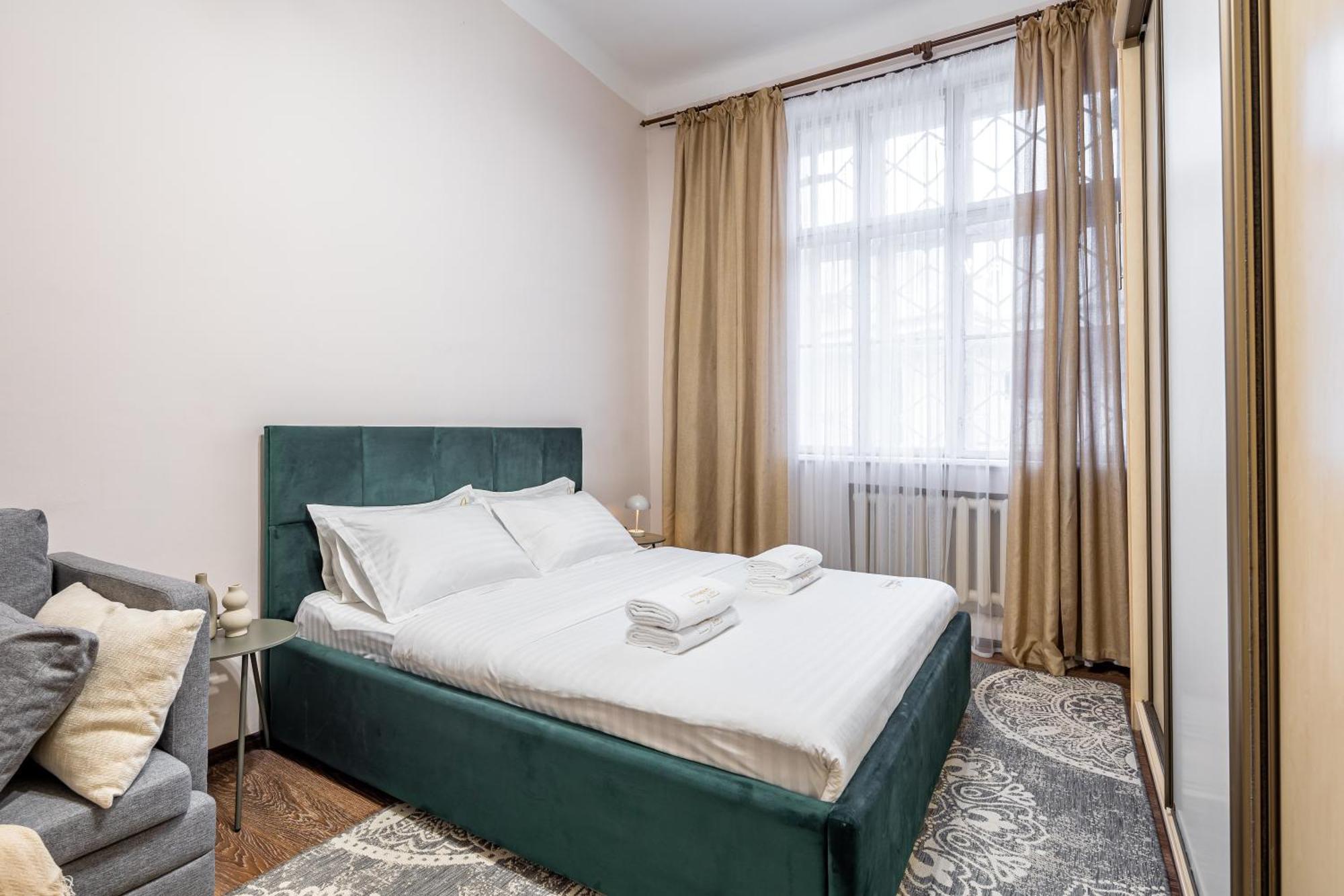 Avangard Green Park Іі Apart Λβιβ Εξωτερικό φωτογραφία